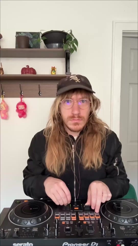 Post 3 by Airro | DJ • Mashups • Music on TikTok (video)
