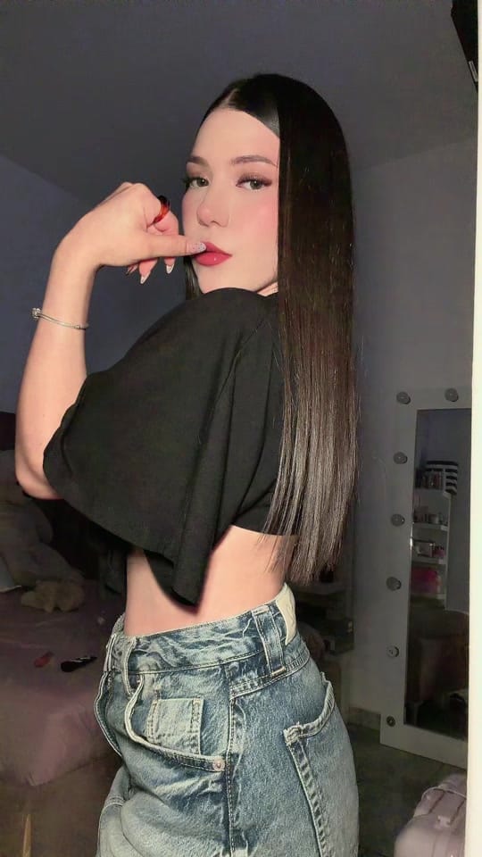 Post 7 by A L E X A 🌴 on TikTok (video)