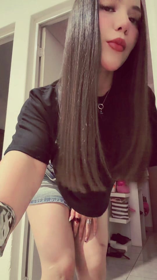 Post 4 by A L E X A 🌴 on TikTok (video)