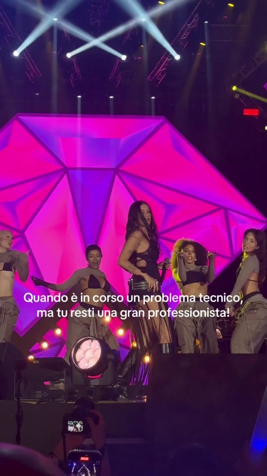 Post 8 by rosyv91 on TikTok (video)
