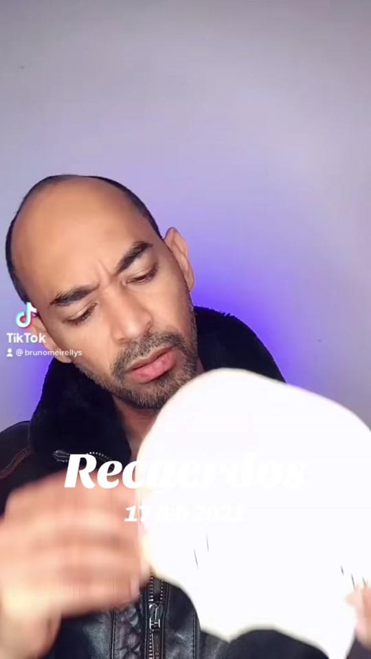 Post 6 by Makeup Meirellys on TikTok (video)