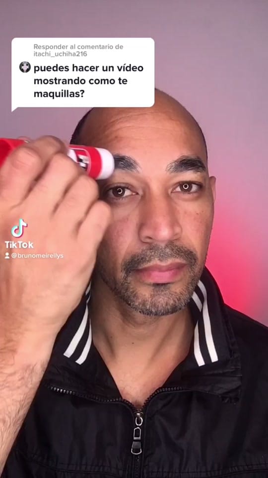 Post 10 by Makeup Meirellys on TikTok (video)