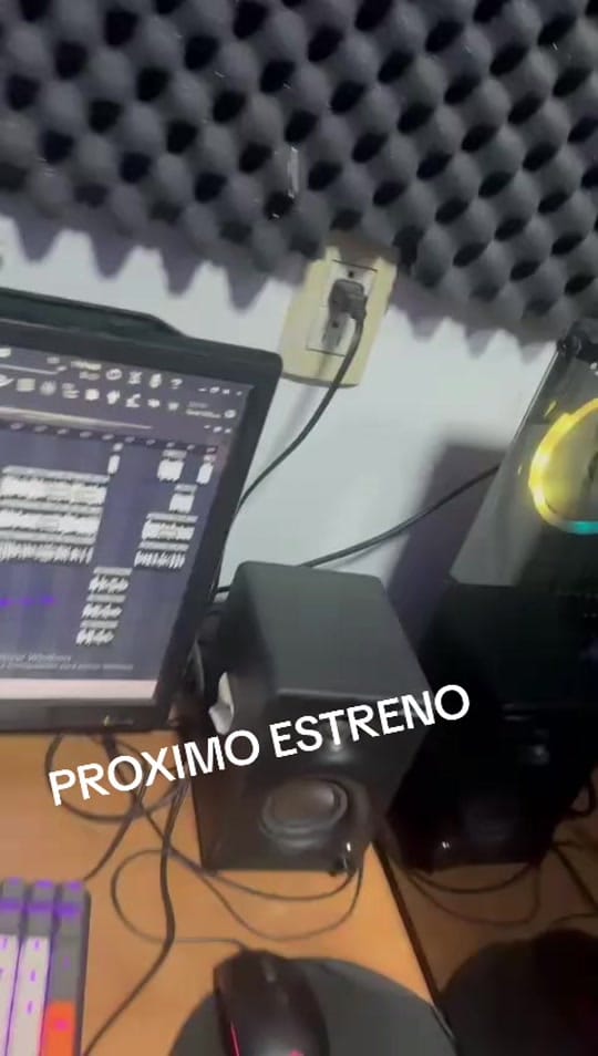 Post 4 by Gusy Tranza 821 on TikTok (video)