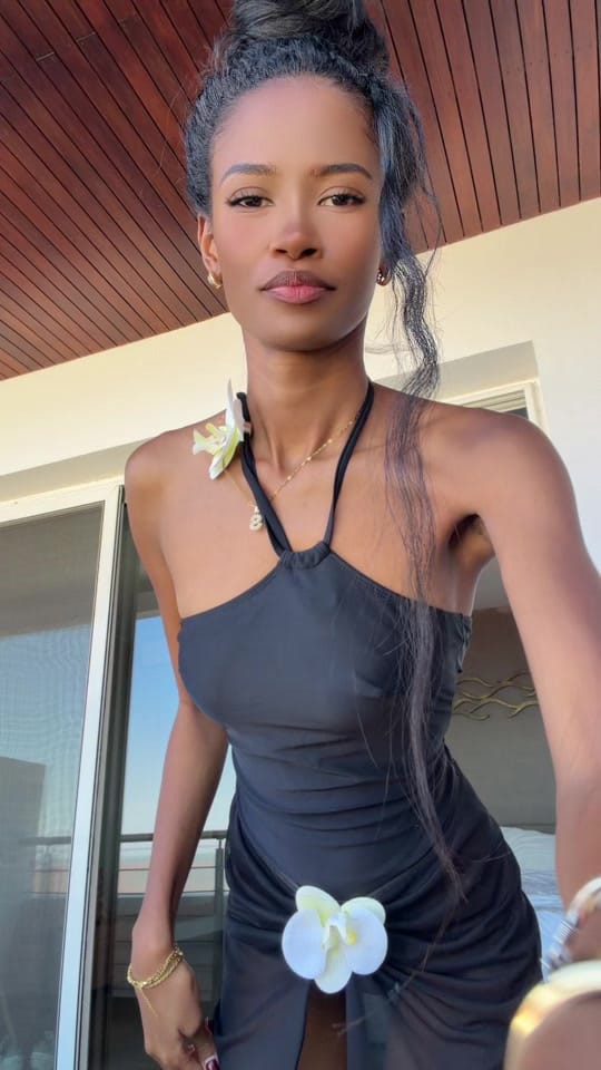 Post 4 by Chocolaté 🍫 on TikTok (video)