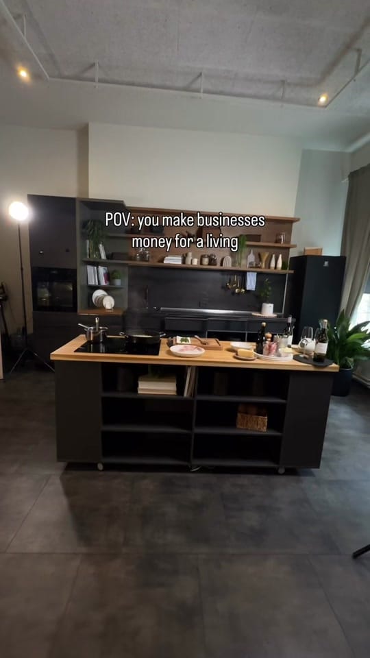 Post 1 by realpaulzy on TikTok (video)