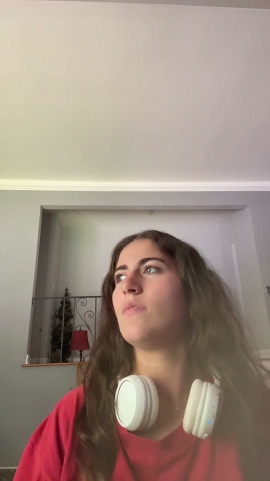 Post 4 by Santina on TikTok (video)