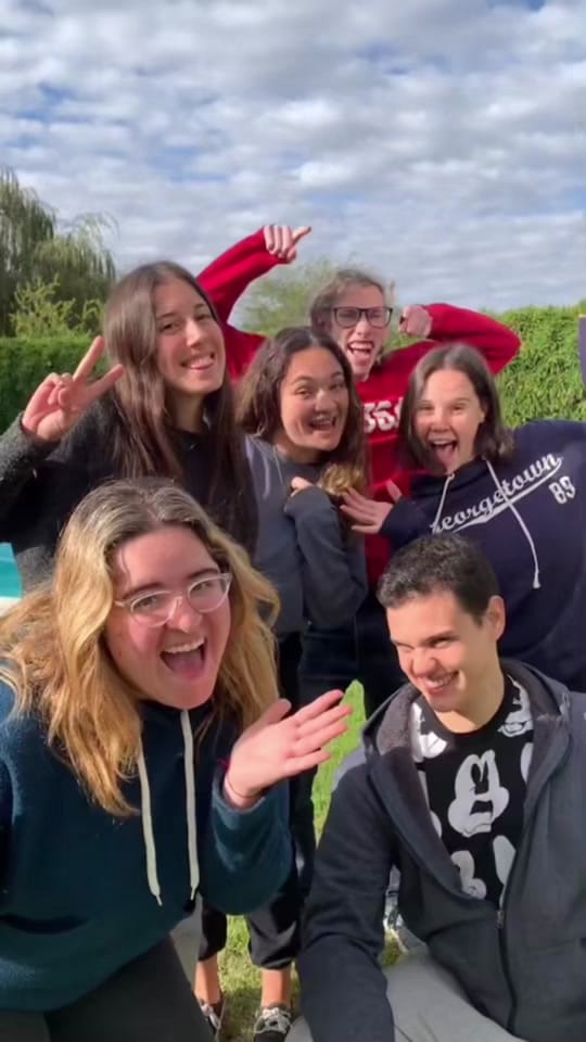 Post 2 by Teatropella on TikTok (video)