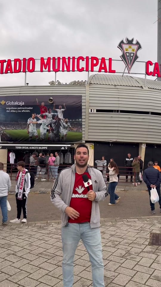 Post 2 by Ruben Faura on TikTok (video)