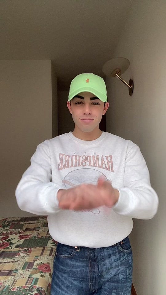 Post 9 by Pau Requena🌴 on TikTok (video)