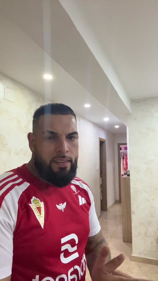 Post 9 by danciassofficial on TikTok (video)