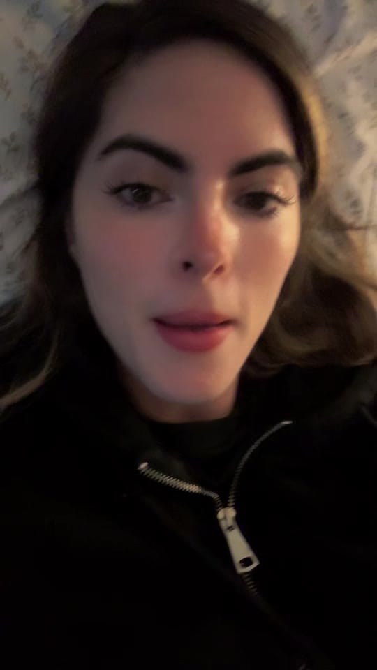 Post 1 by Sof on TikTok (video)