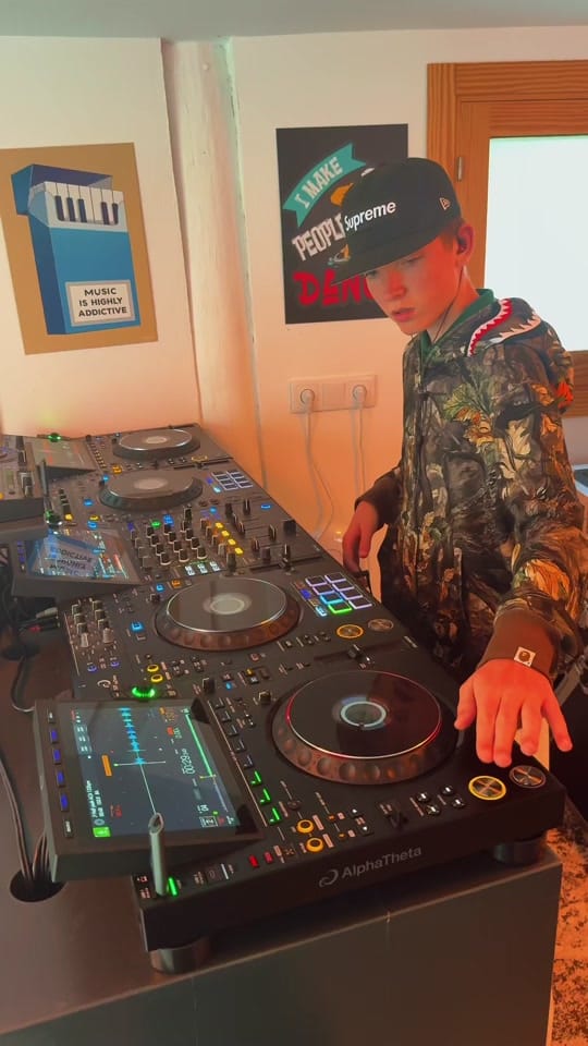 Post 5 by DJ ELFIGO on TikTok (video)
