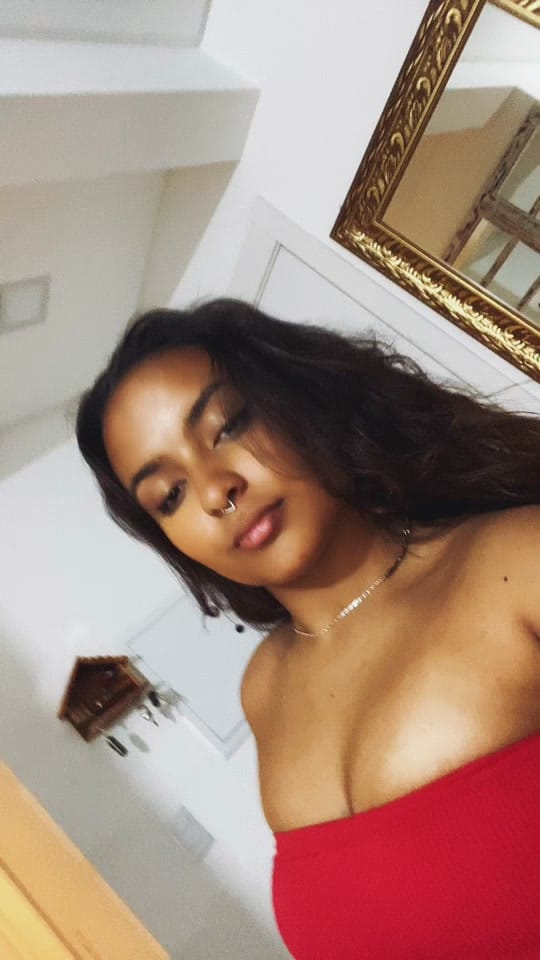 Post 8 by Vitoria Emanuelle on TikTok (video)