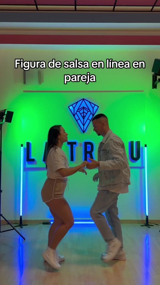 Post 10 by 𝗟𝗔 𝗧𝗥𝗜𝗕𝗨 on TikTok (video)