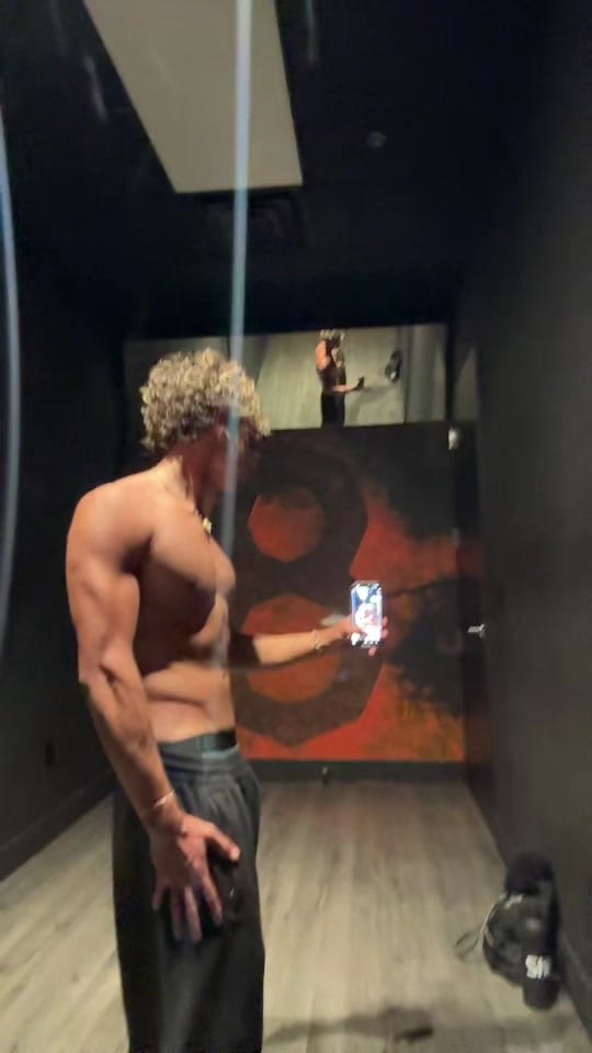 Post 3 by Geobuu on TikTok (video)
