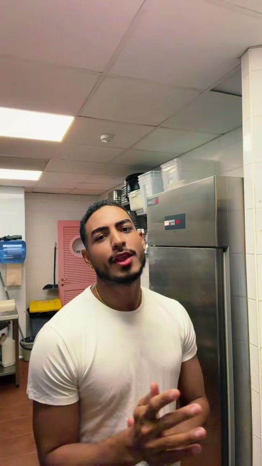 Post 1 by leandrojo8a on TikTok (video)