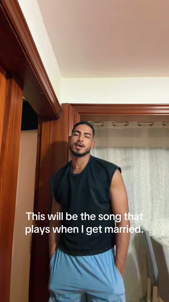 Post 6 by leandrojo8a on TikTok (video)