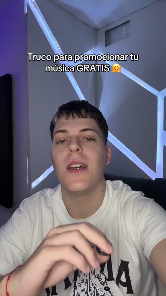Post 8 by Monkey Studio ES on TikTok (video)