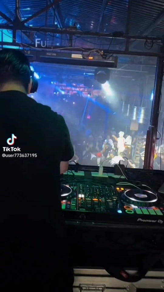 Post 2 by Drax Dj on TikTok (video)
