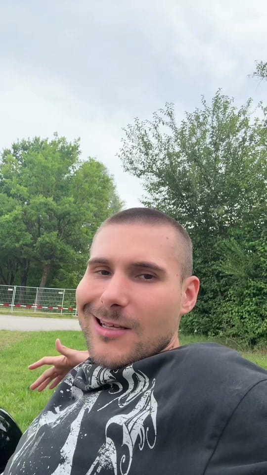 Post 3 by MalagaMax on TikTok (video)