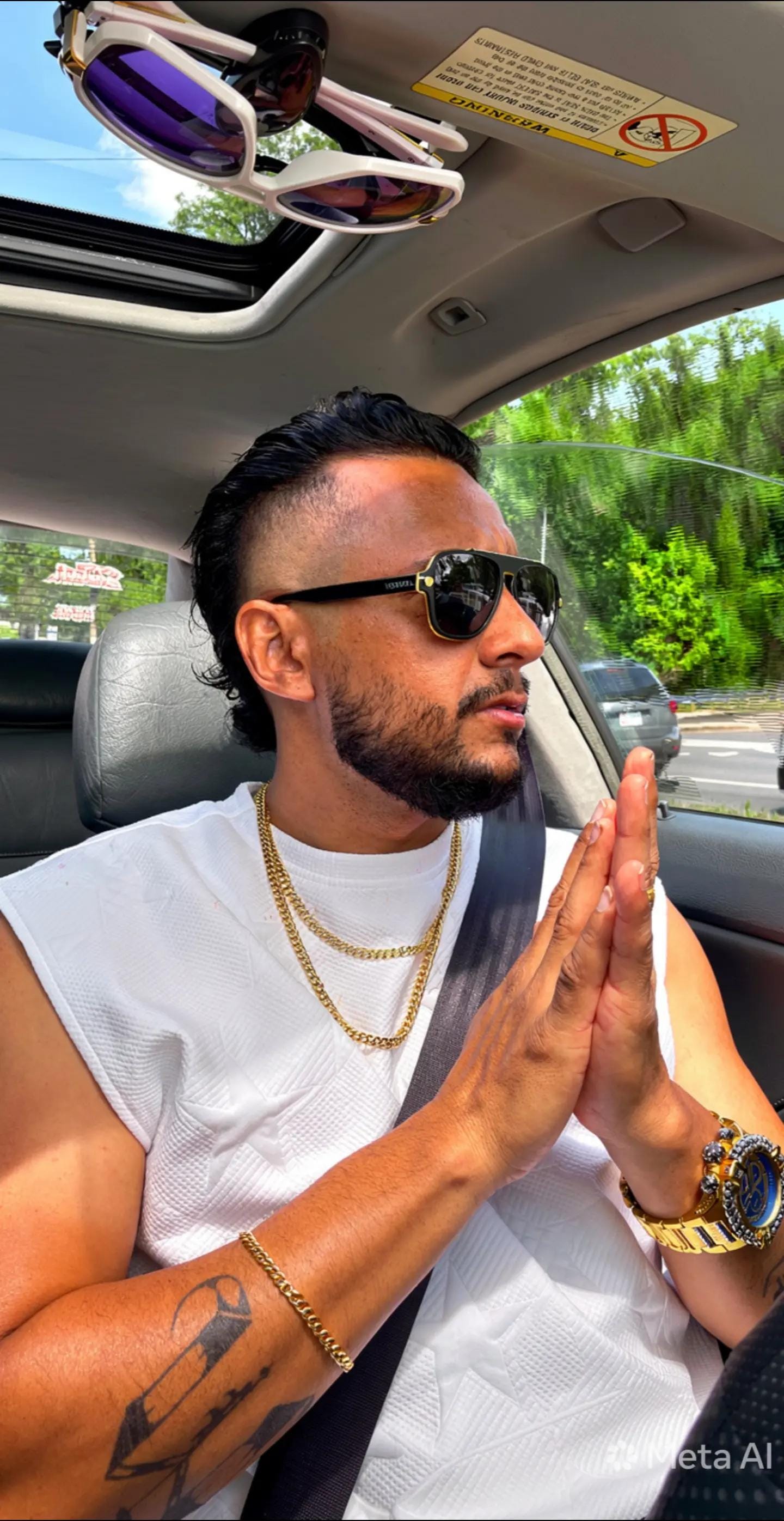 Post 5 by TheWalterRiveraShow♥️ 🎶🎵🔥🦁 on TikTok (video)
