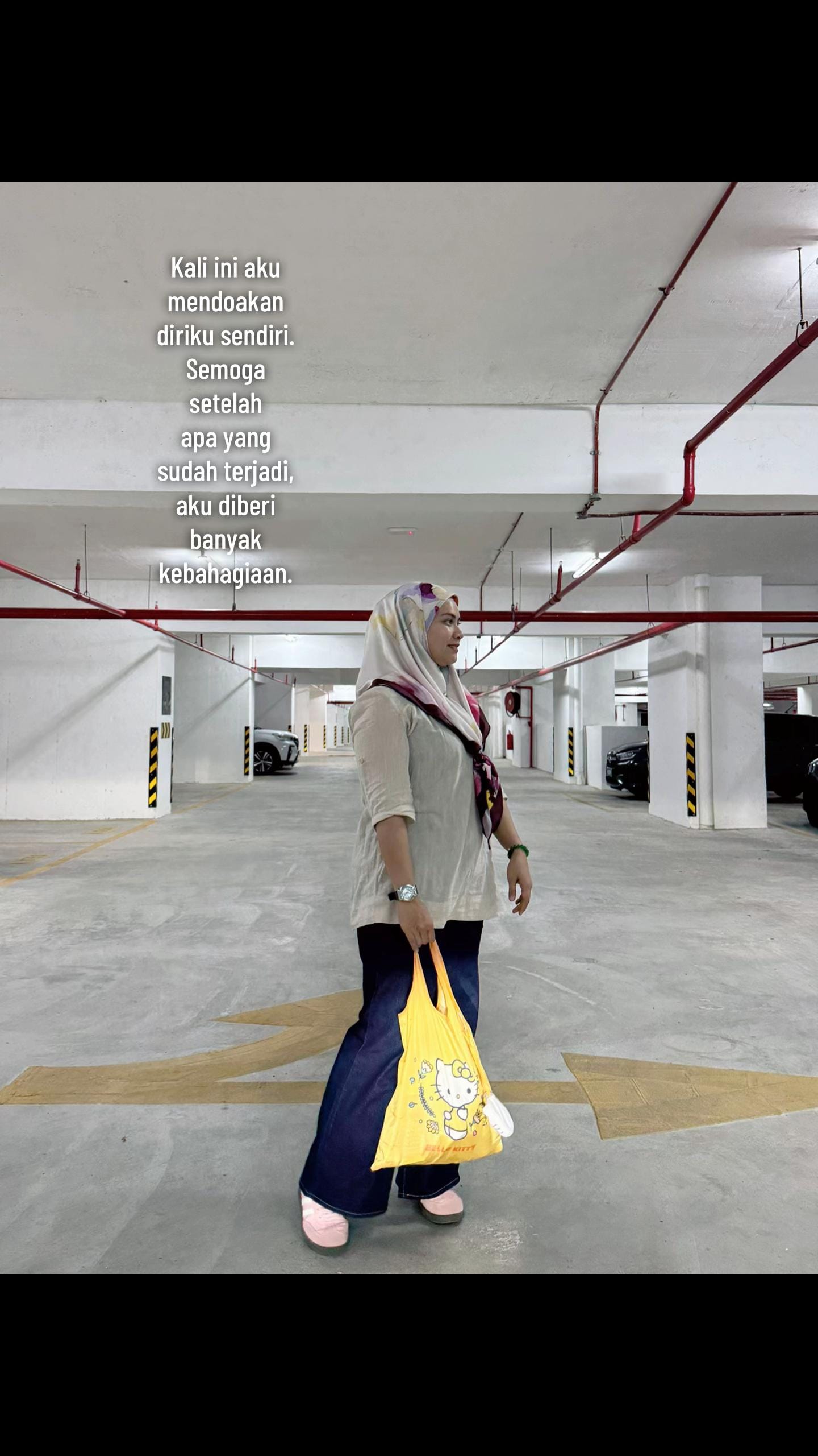 Post 4 by NieDiwe on TikTok (video)