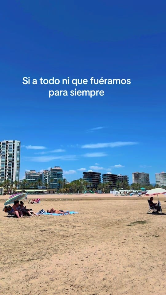 Post 2 by Caterina Palmes on TikTok (video)