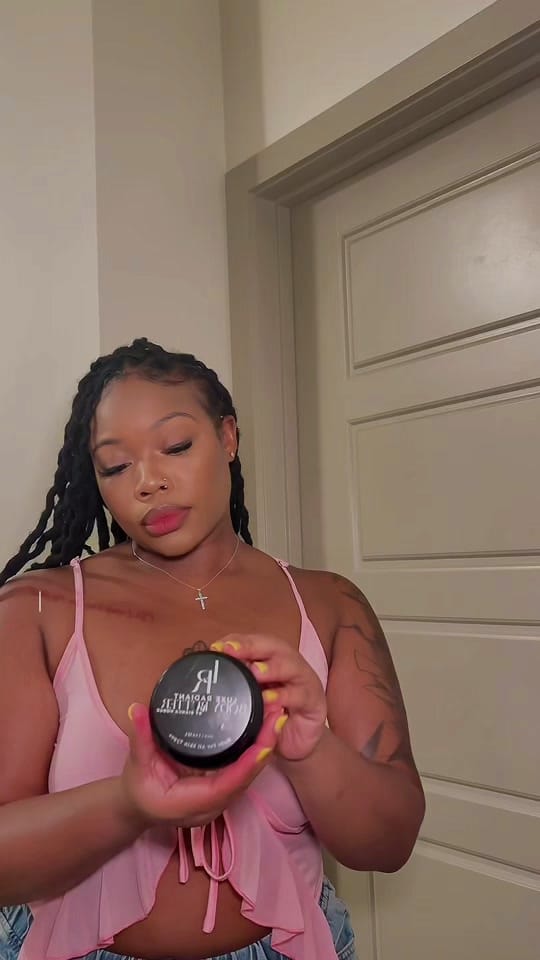 Post 2 by 🐝 Le’Bia The DJ 🐝 on TikTok (video)