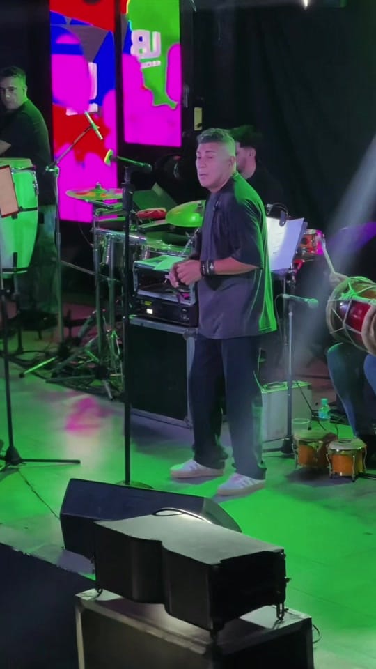 Post 3 by La Barra on TikTok (video)