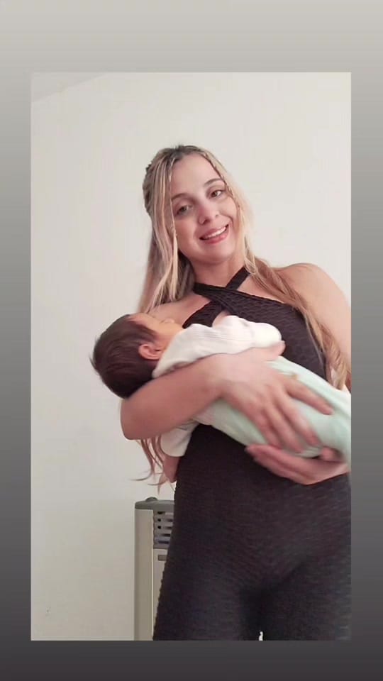 Post 7 by Emi🌺 on TikTok (video)