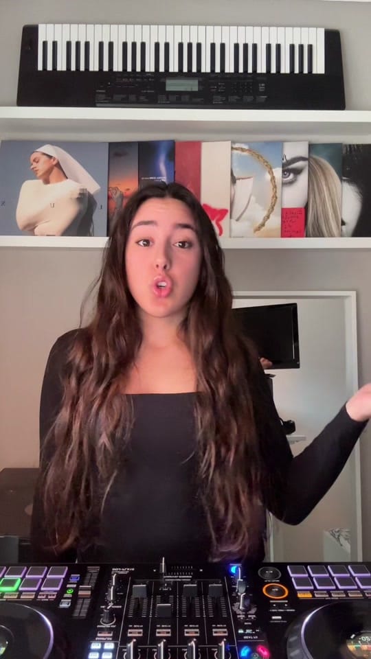 Post 6 by dj andrius on TikTok (video)