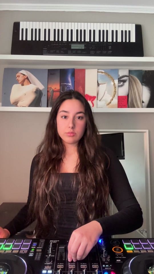 Post 4 by dj andrius on TikTok (video)