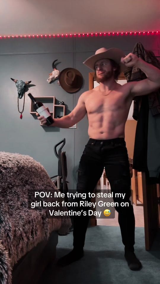 Post 8 by Jason “Jay Bird”Music on TikTok (video)