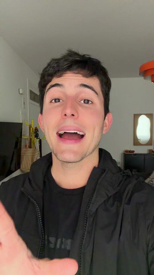 Post 1 by Santiago Castellanos on TikTok (video)