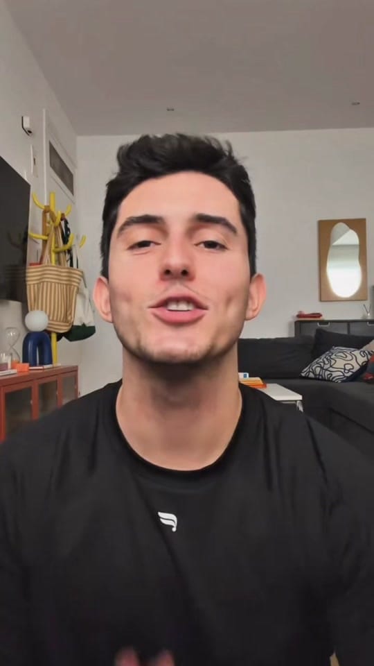 Post 10 by Santiago Castellanos on TikTok (video)