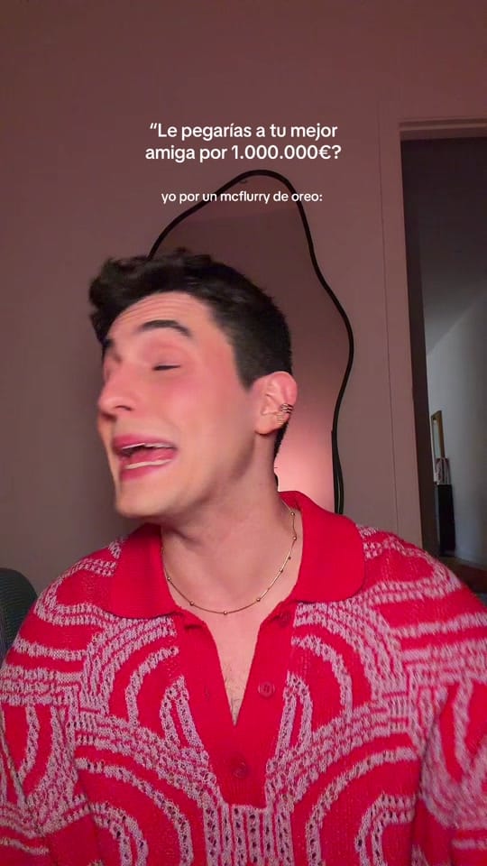 Post 8 by Santiago Castellanos on TikTok (video)