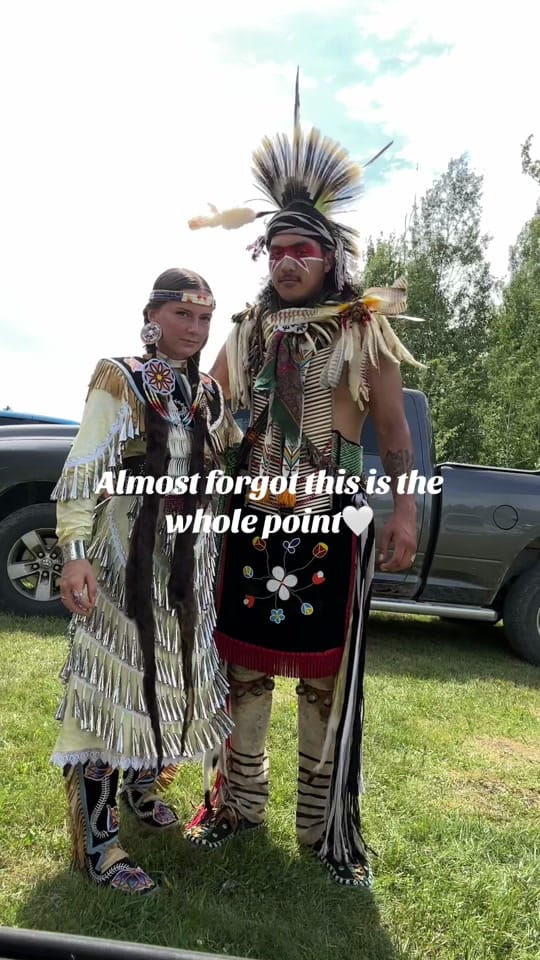 Post 1 by Katarina Lowell on TikTok (video)