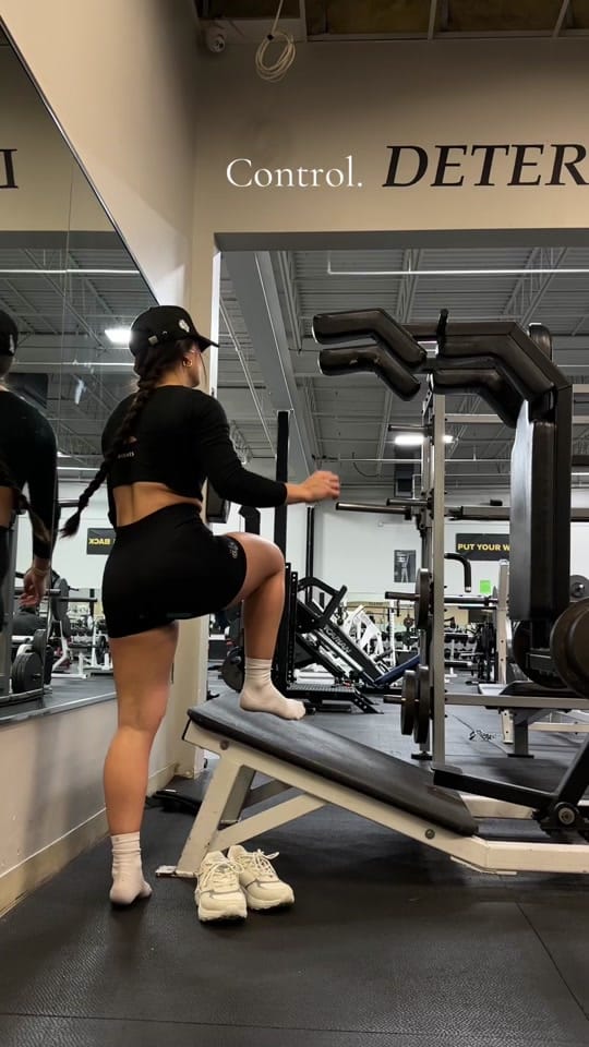 Post 9 by Katarina Lowell on TikTok (video)