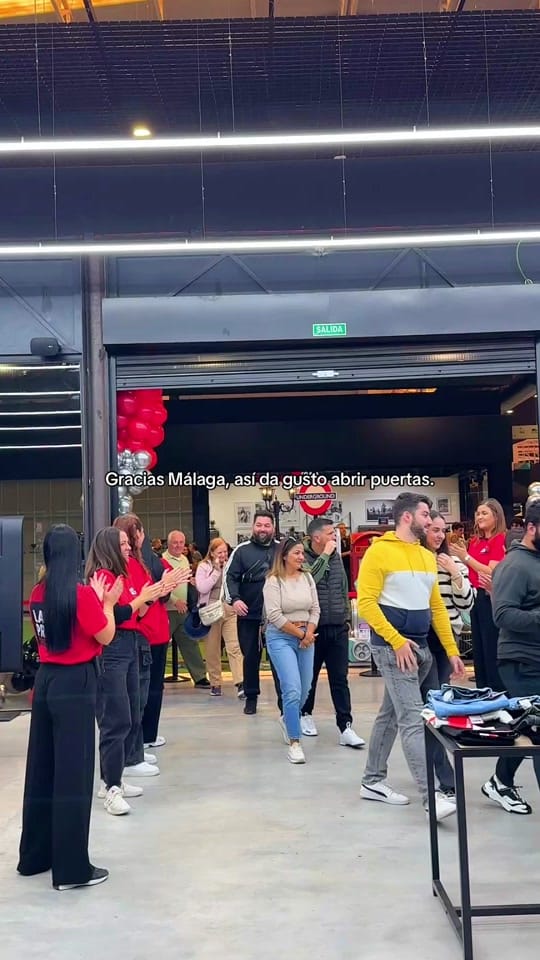Post 9 by Last Price Outlet - Malaga on TikTok (video)