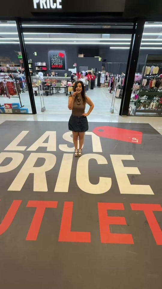 Post 8 by Last Price Outlet - Malaga on TikTok (video)
