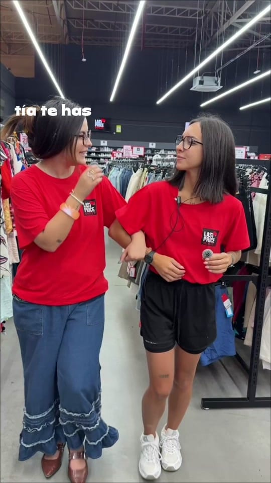 Post 3 by Last Price Outlet - Malaga on TikTok (video)