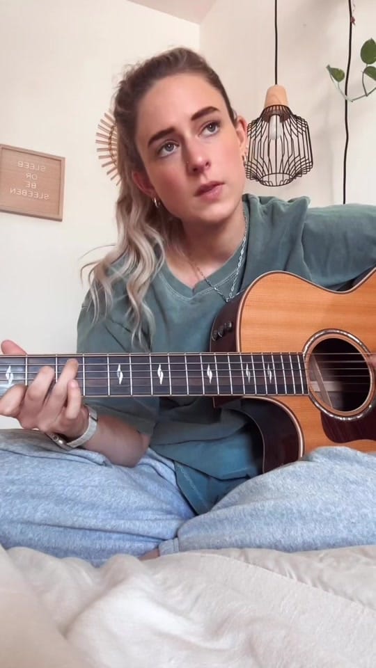 Post 8 by Ava Suppelsa on TikTok (video)