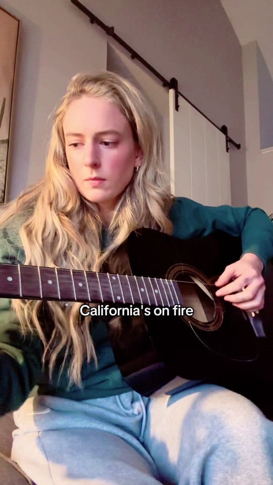 Post 10 by Ava Suppelsa on TikTok (video)