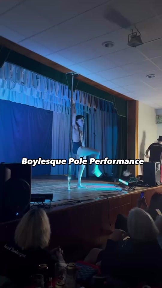 Post 10 by Xavi Pole on TikTok (video)