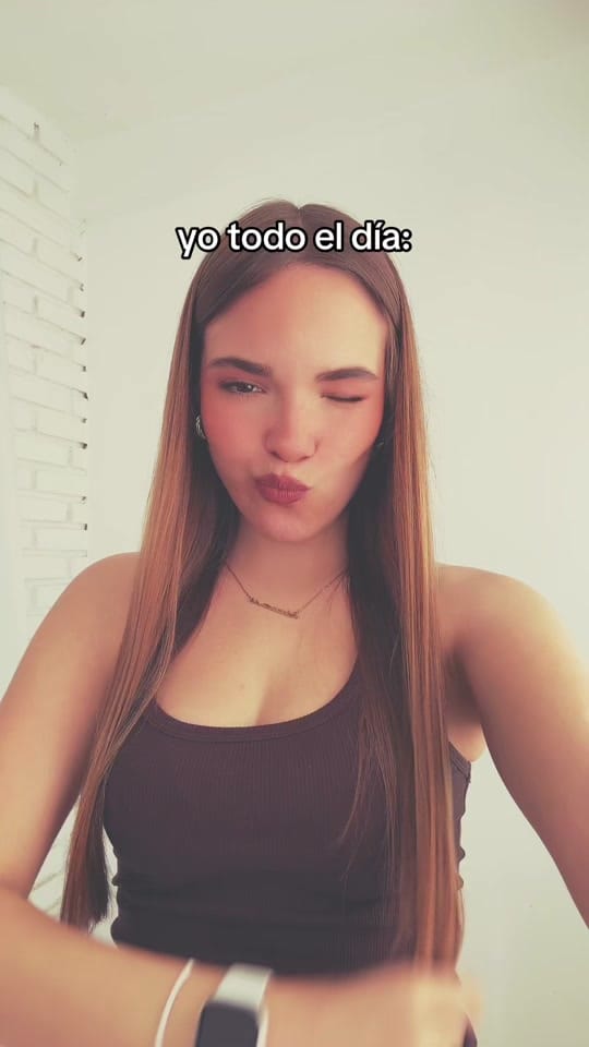Post 3 by Alba Benavente on TikTok (video)