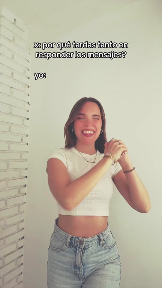 Post 2 by Alba Benavente on TikTok (video)