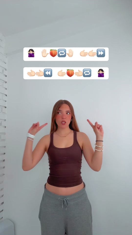 Post 5 by Alba Benavente on TikTok (video)