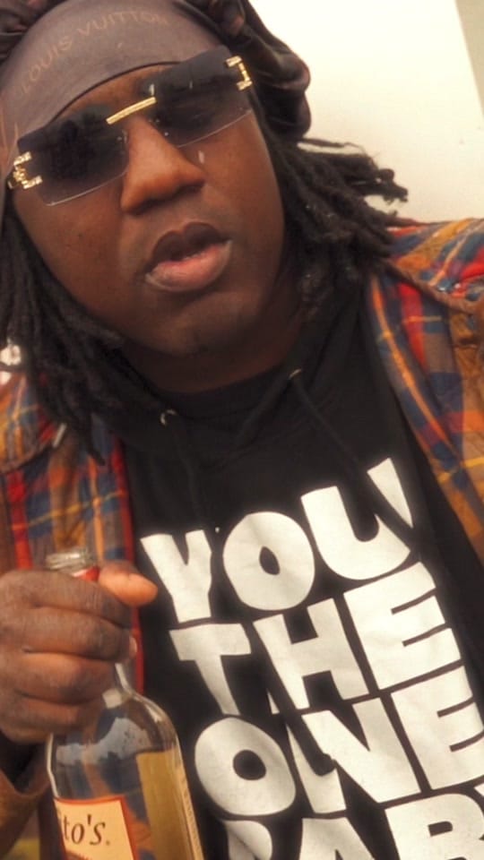 Post 2 by Auntie House on TikTok (video)