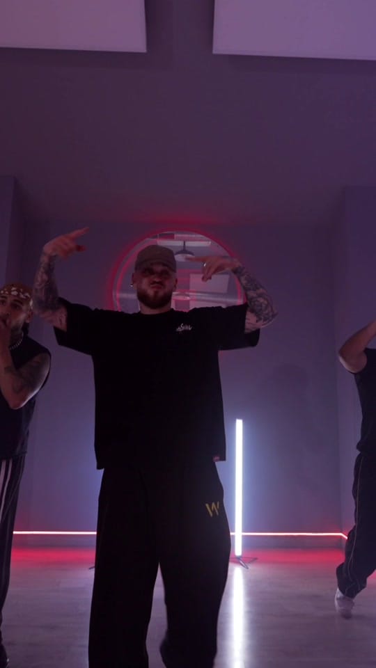 Post 8 by 🛸Santi Mauriño🛸 on TikTok (video)