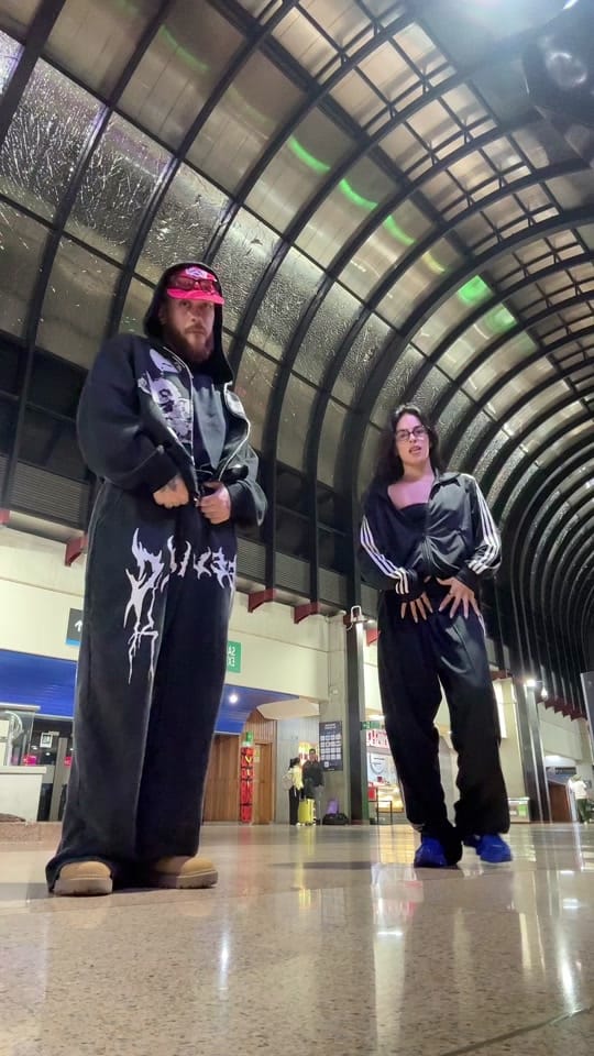 Post 3 by 🛸Santi Mauriño🛸 on TikTok (video)